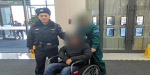 民警及时救助癫痫发作男子